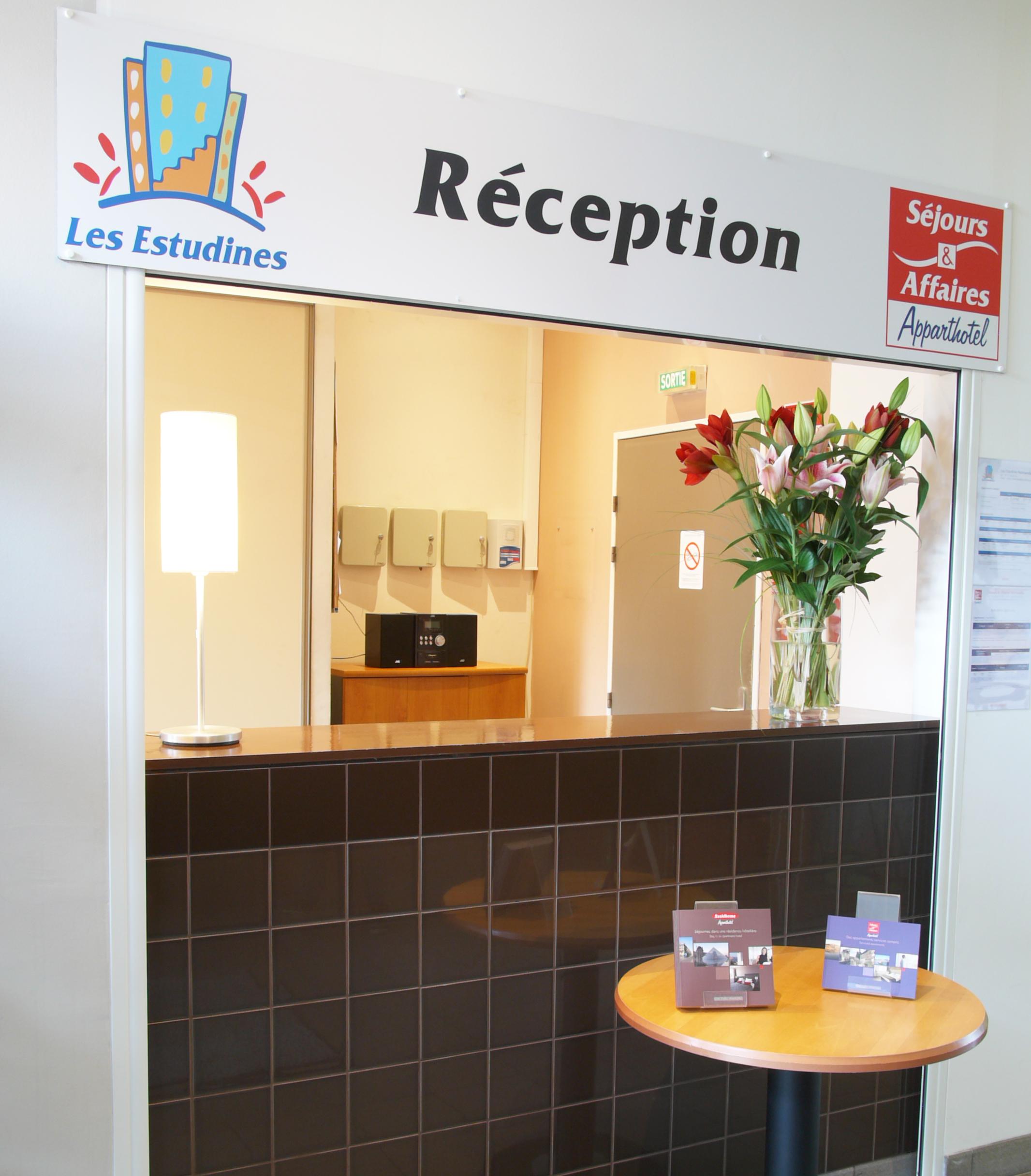 Sejours & Affaires Rouen Normandie Sotteville-lès-Rouen Exterior foto